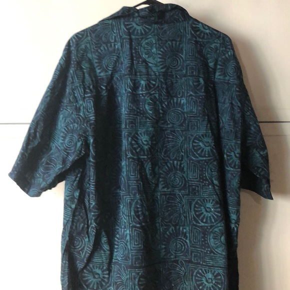 Men’s button up shirt - Picture 4 of 4